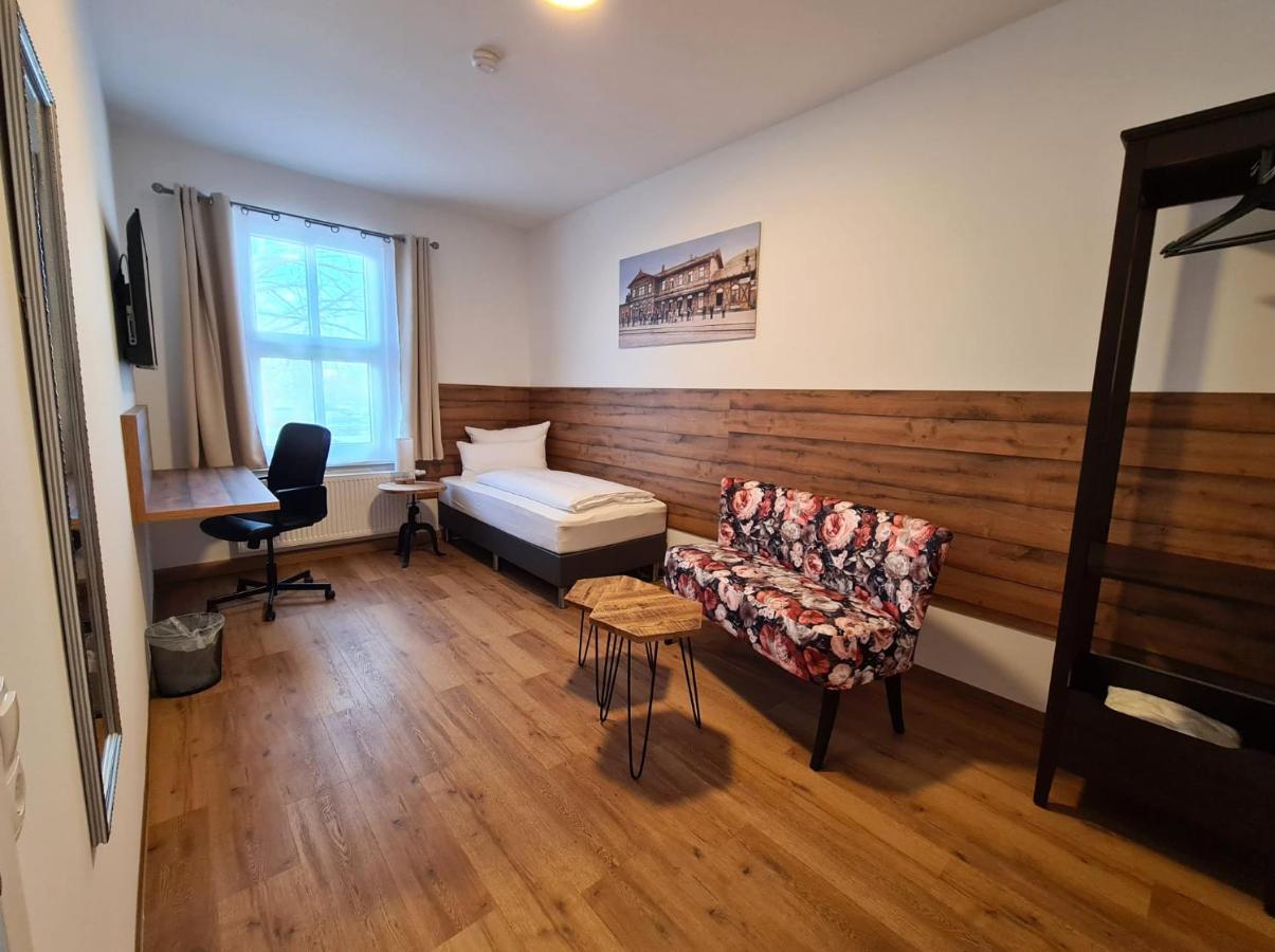 Hotel Gleis 3Viertel Jena Ngoại thất bức ảnh